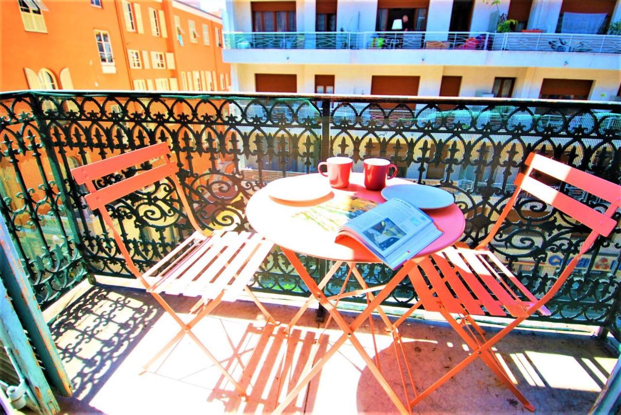 Congres Carre D'Or By Booking Guys Nice Exterior photo